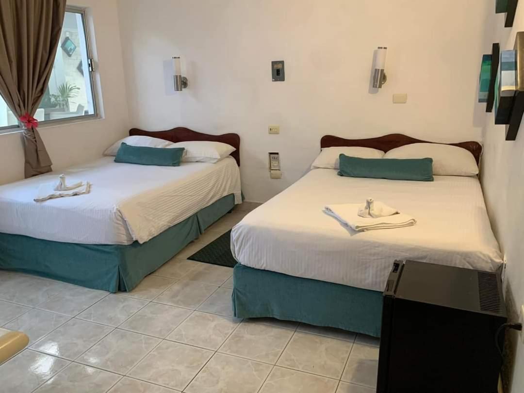 Hotel Hermanos Aguilar Cozumel Exterior foto